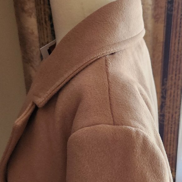 Vince Camuto - Women's Single Breasted, Wool, Jacket XXL, Color Camel , Button - Picture 8 of 8